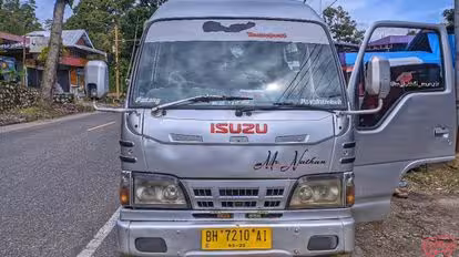Ricky Rajo Transport Bus-Front Image