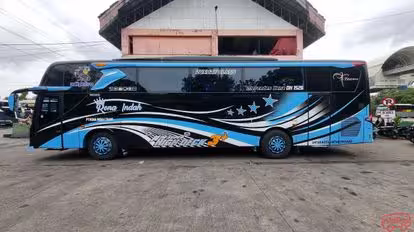 Rona Indah Bus-Side Image