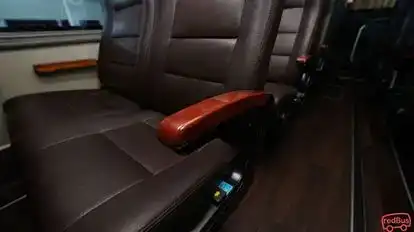 Joglosemar Bus-Amenities Image