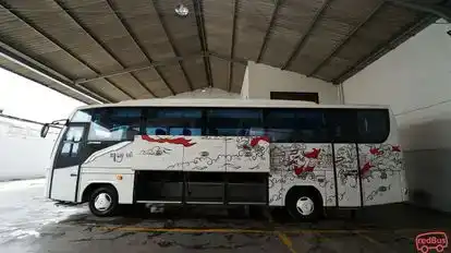 Joglosemar Bus-Side Image