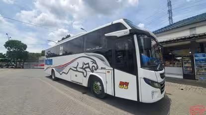 Tentrem Bus-Side Image