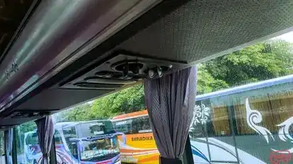 Ramayana Jombor Bus-Amenities Image