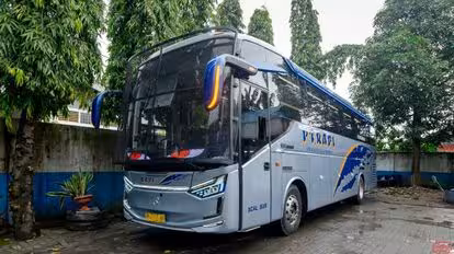 RAPI Bus-Front Image