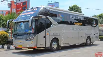Sahaalah Bus-Side Image