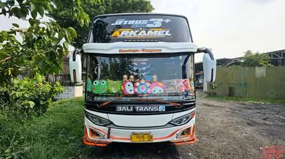 Bali Trans Bus-Front Image