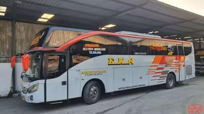 Eka Bus-Side Image