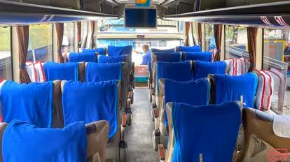 Gunung Mulia Bogor Bus-Seats layout Image
