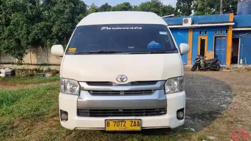 Rama Tranz Bus-Front Image