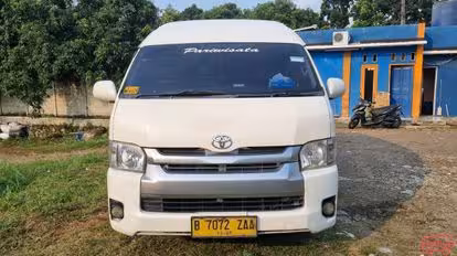 Rama Tranz Bus-Front Image