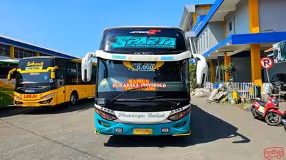 Ponorogo Indah Bus-Front Image