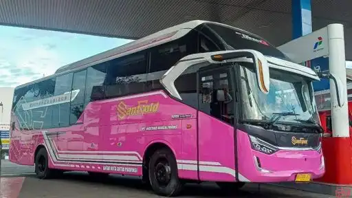 Sant Gold Bus-Front Image