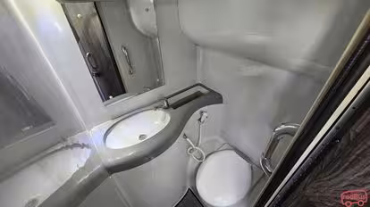 Mutiara Express Bus-Amenities Image