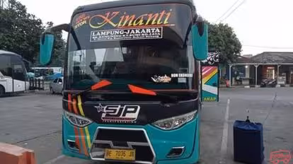 Sami Jaya Bus-Front Image