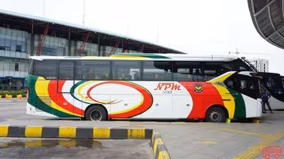 NPM Bus-Side Image