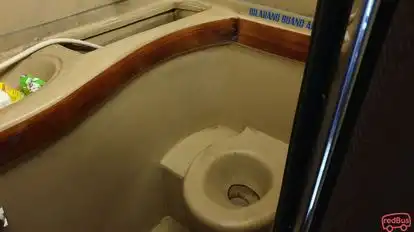 PT. Pelangi Atra Kana Bus-Amenities Image