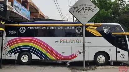 PT. Pelangi Atra Kana Bus-Side Image