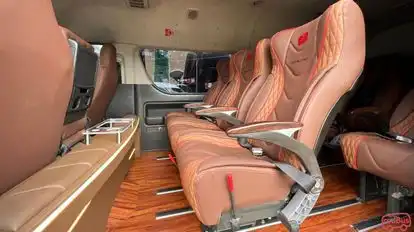 Gracias Shuttle Bus-Seats Image