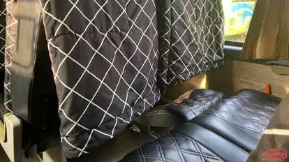 Sudiro Tungga Jaya Bus-Amenities Image