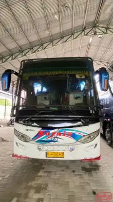 Kurnia Anugerah Pusaka Bus-Front Image
