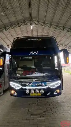 Kurnia Anugerah Pusaka Bus-Front Image