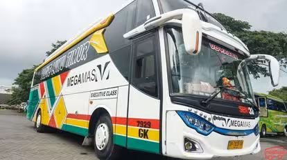Mega Mas Bus-Side Image