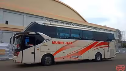 Murni Jaya Giwangan Bus-Side Image
