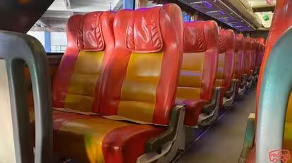 PO Riyan Bus-Seats Image