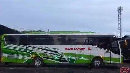 Maju Lancar Jombor Bus-Side Image