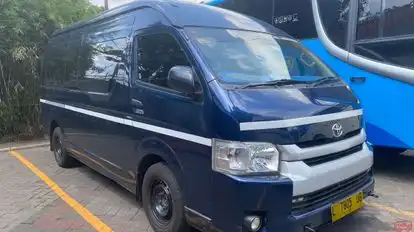 Kalisari Bus-Front Image