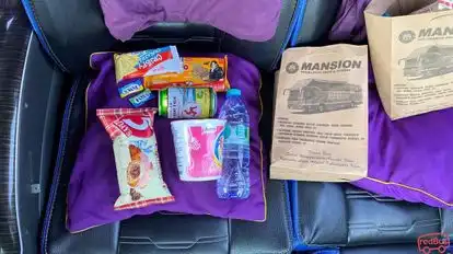 PO Mansion Bus-Amenities Image