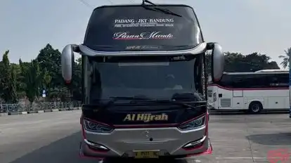 Al Hijrah Bus-Front Image