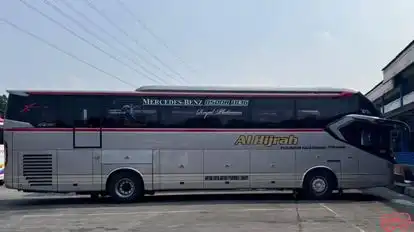 Al Hijrah Bus-Side Image