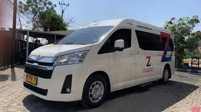 ZTRANS Bus-Front Image