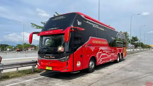 Gunung Harta Bus-Front Image