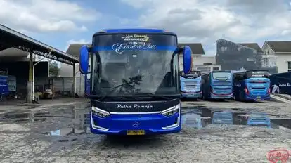 Putra Remaja Bus-Front Image