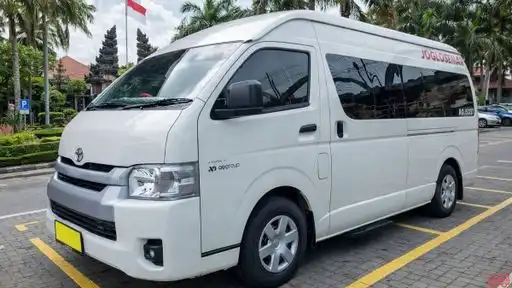 Joglosemar Bus-Front Image