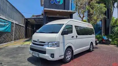 Joglosemar Bus-Front Image