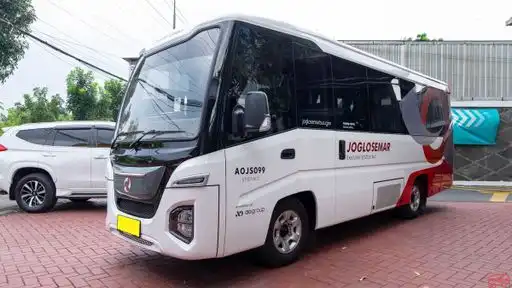 Joglosemar Bus-Front Image