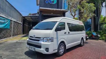 Joglosemar Bus-Front Image