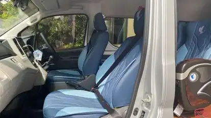 Putra Remaja Shuttle Bus-Seats Image