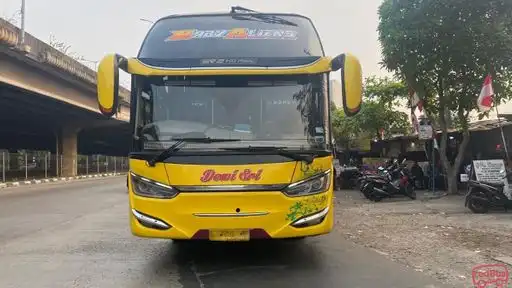 Dewi Sri Kapuk Bus-Front Image