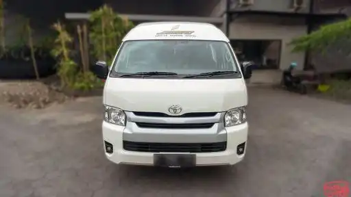 Semeru Trans Bus-Front Image