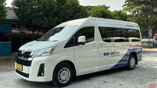 Bina Sarana Shuttle Bus-Front Image
