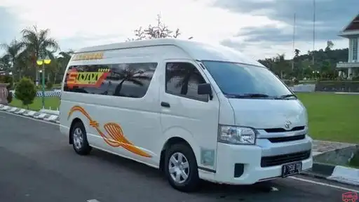 Sunjaya Trans Bus-Front Image