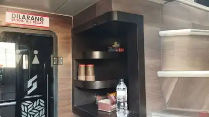 Semeru Trans Bus Bus-Amenities Image