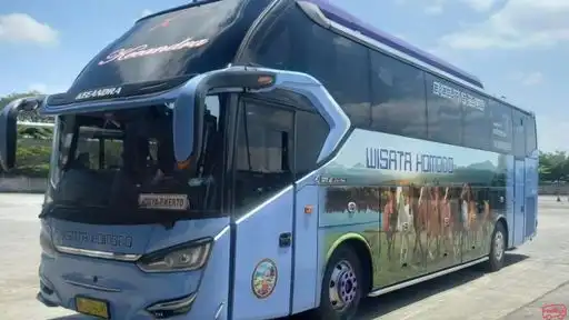 Wisata Komodo Bus-Front Image