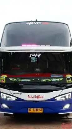 Putra Rafflesia Bus-Front Image