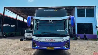 Putra Rafflesia Bus-Front Image