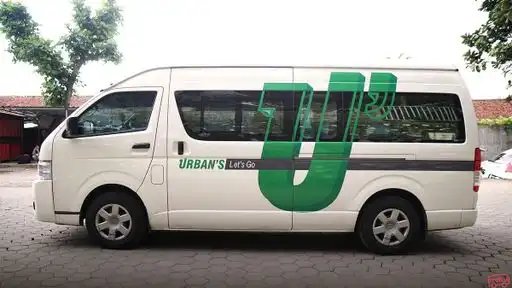 Urban Travel Bus-Front Image