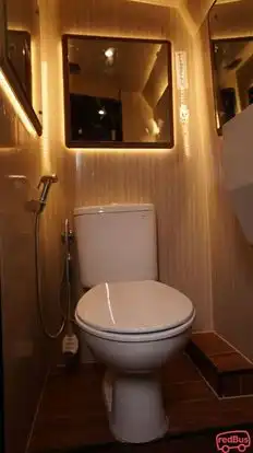 AKAS Aurora Bus-Amenities Image